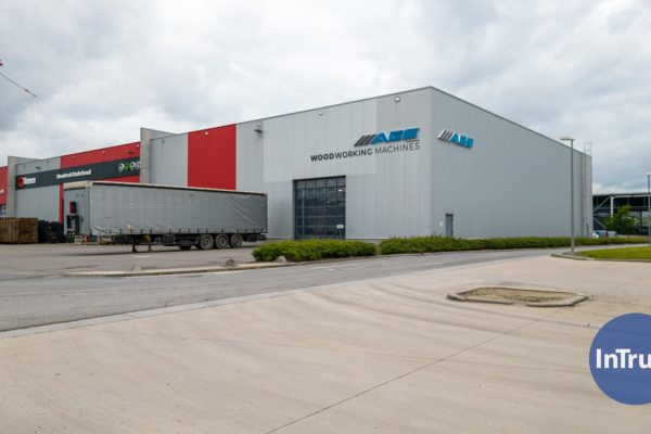 Te Koop: Bilzen-Hoeselt (nabij Genk-Zuid) – Industrieel pand